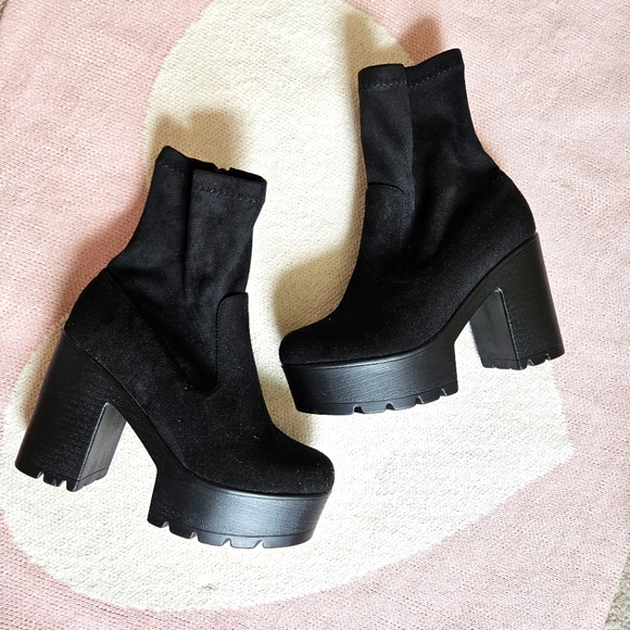 SHEIN Shoes - Platform Suede Boots Mid-Calf
